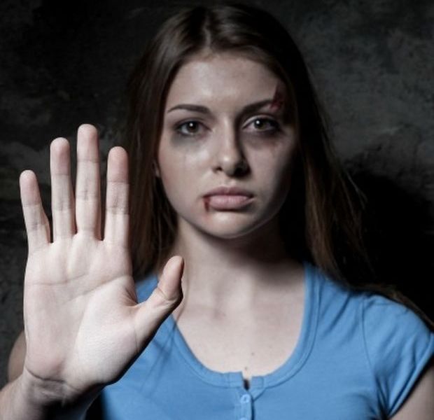 Όταν η βία «κρύβεται», μην φοβάσαι να την δείξεις