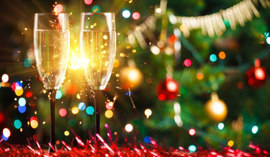 Αυτές τις γιορτές γίνε η καλύτερη οικοδέσποινα