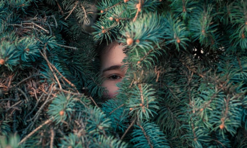 X-MAS BLUES: Ένας οδηγός επιβίωσης για εσένα που θα περάσεις τις γιορτές μακριά από τους δικούς σου