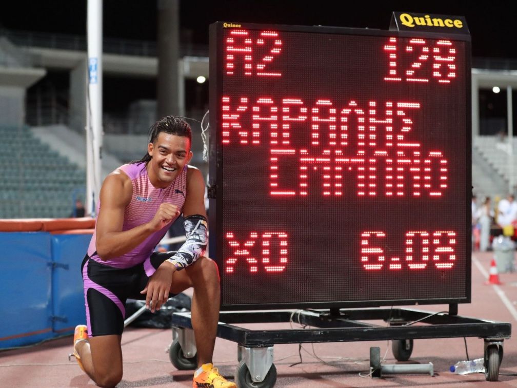 Στο Νο 4 όλων των εποχών με άλμα στα 6.08 και νέο πανελλήνιο ρεκόρ ο Εμμανουήλ Καραλής