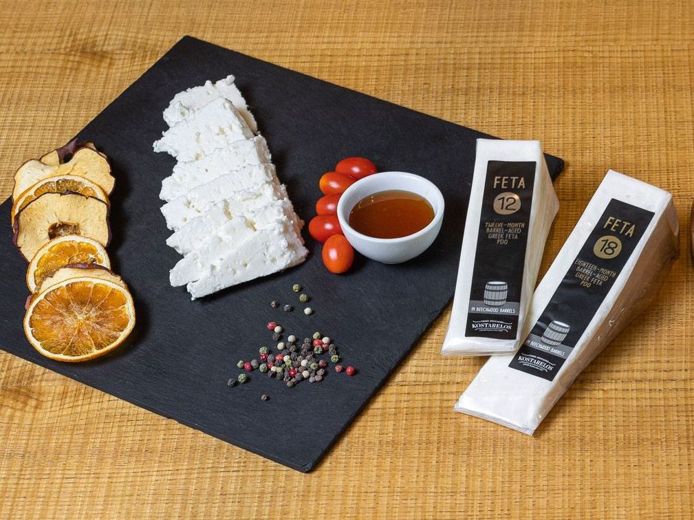 Οι Golden Foodies στο Τυροκομείο Κωσταρέλου: Eat better not less… στο Golden Hall!