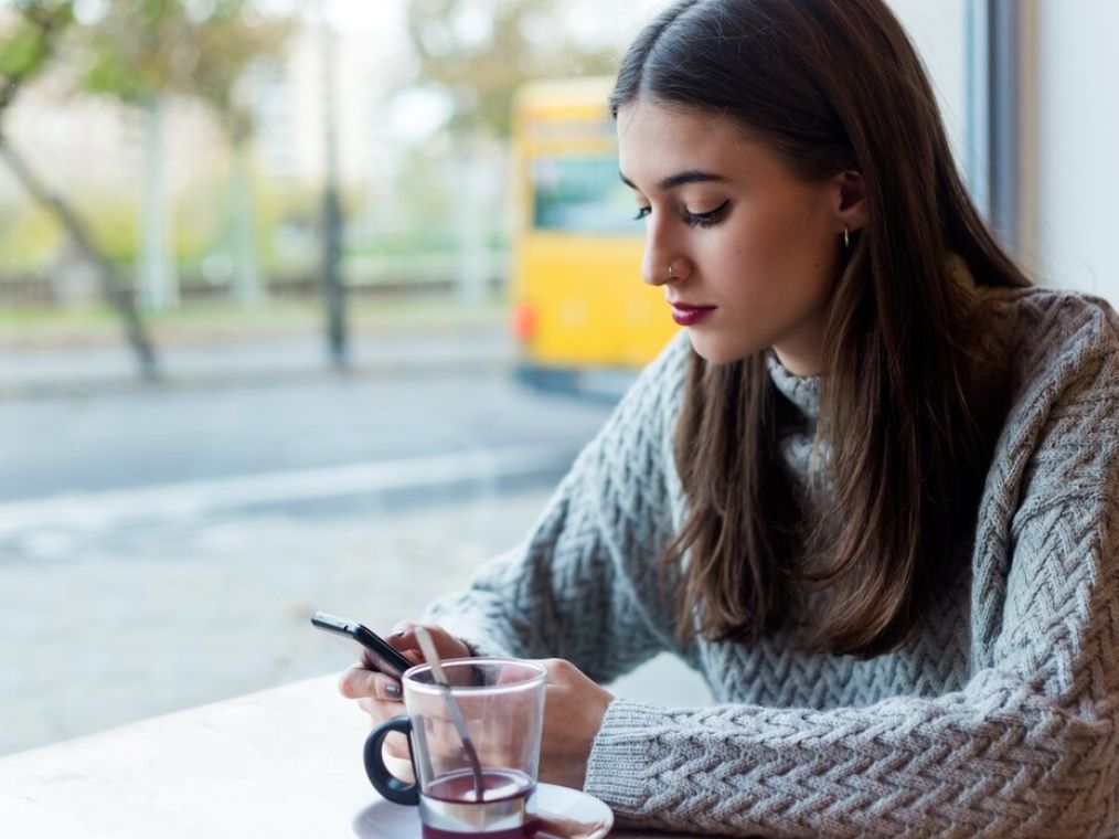Η τέχνη του να είσαι ευτυχισμένος μόνος: 9 πράγματα που κάνουν οι άνθρωποι χωρίς στενούς φίλους
