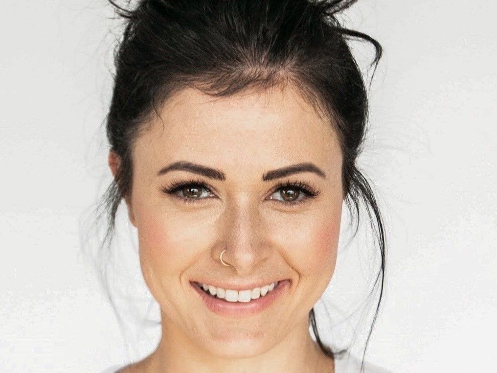 Λευκό χαμόγελο: Όλα όσα το επηρεάζουν και η λύση διπλής τεχνολογίας