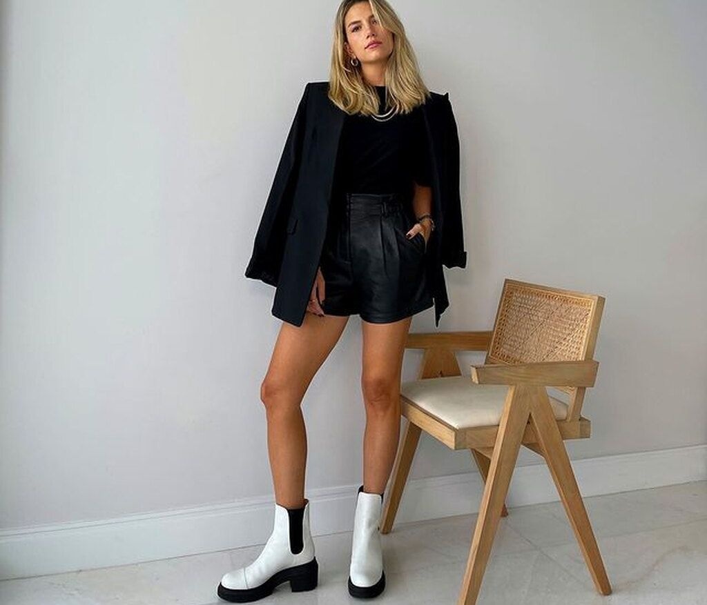 Μαύρα μποτάκια; Boring! Λευκά μποτάκια θα φοράς όλο το φθινόπωρο