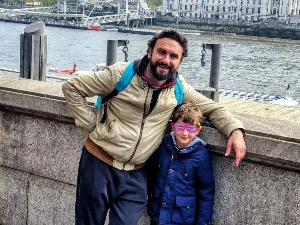 «Ταλεντάρα ο μικρός», λένε για τον γιο του Μελέτη Ηλία μετά το νέο τους βίντεο ως «Μαυροτσούκαλοι»