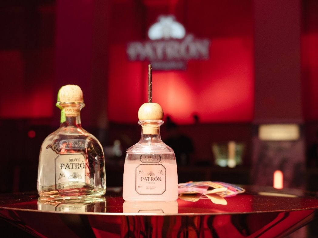 H Patrón γιόρτασε την Παγκόσμια Ημέρα Paloma στο viral party της Τhe Intermission στον Πειραιά