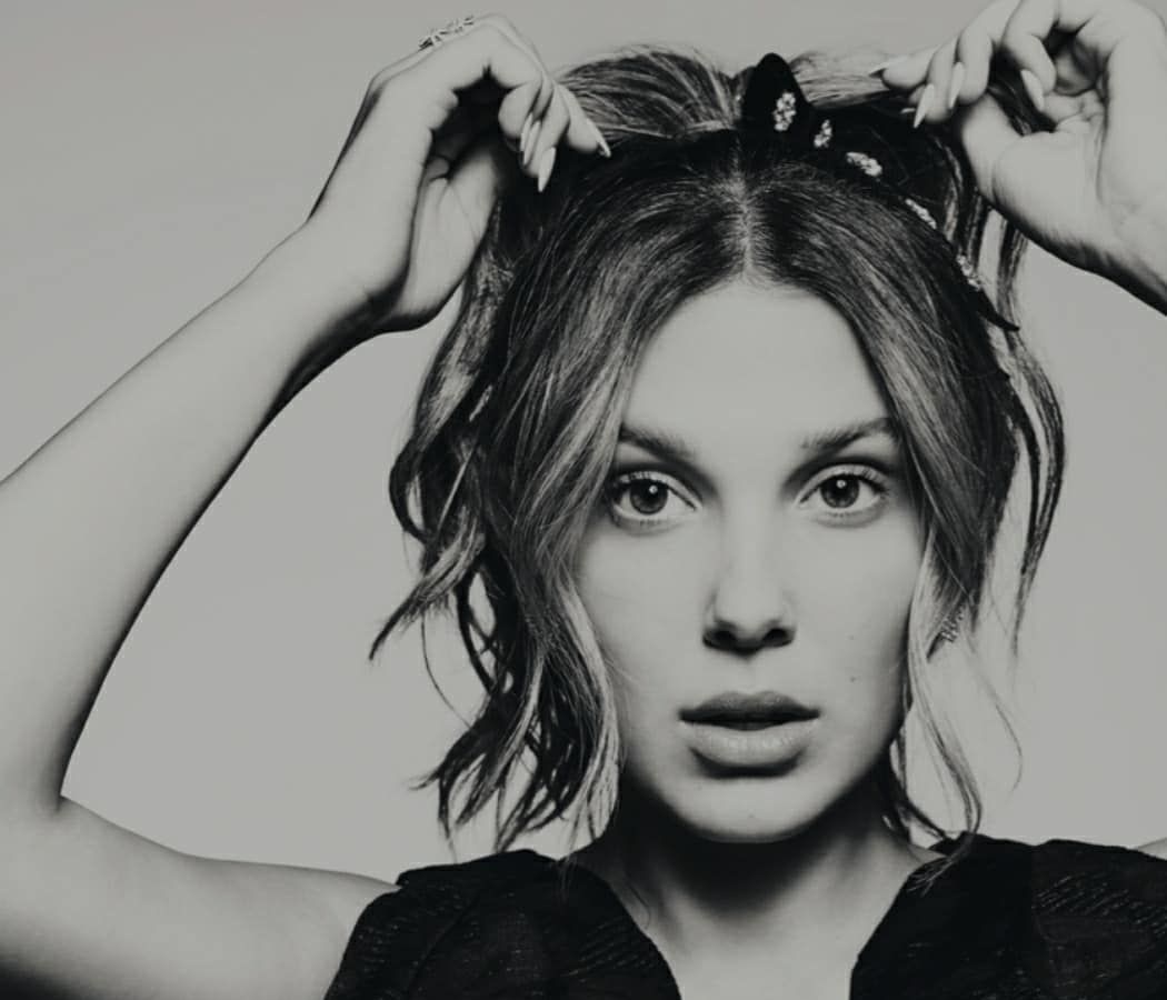 Millie Bobby Brown: 20 φορές που ενθουσίασε το Instagram με τις φωτογραφίες της