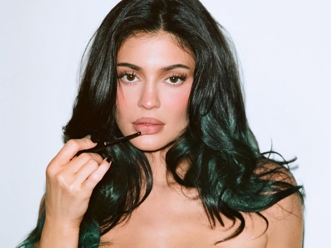 Kylie Jenner: Η αλήθεια για το brand με τα καλλυντικά της 6 χρόνια μετά το deal των 600 εκατομμυρίων