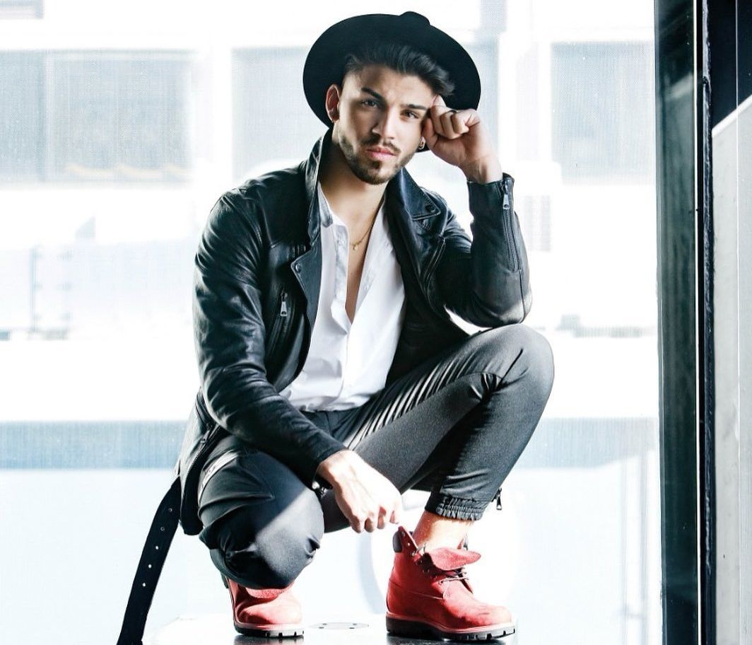 Sandro Nicolas: Αυτός είναι ο κούκλος 23χρονος που θα εκπροσωπήσει την Κύπρο στην φετινή Eurovision