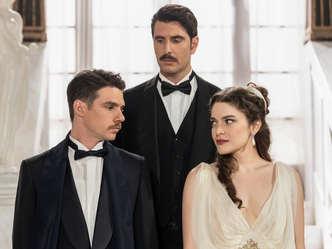 5 ύποπτοι για έναν φόνο και μία νύφη στην πρεμιέρα του Grand Hotel: Ο θρήνος, η έρευνα και ο έρωτας