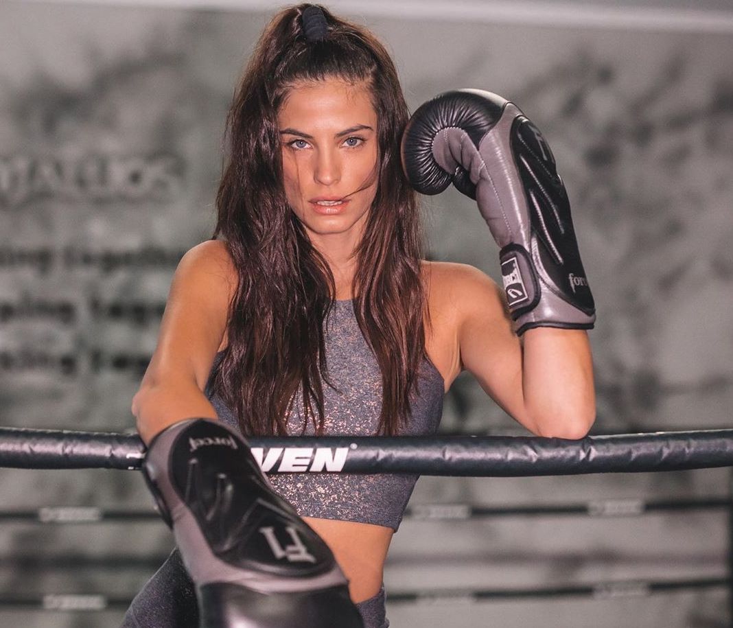 Χριστίνα Μπόμπα: Η συνταγή για το smoothie που θα την επαναφέρει στα κιλά της