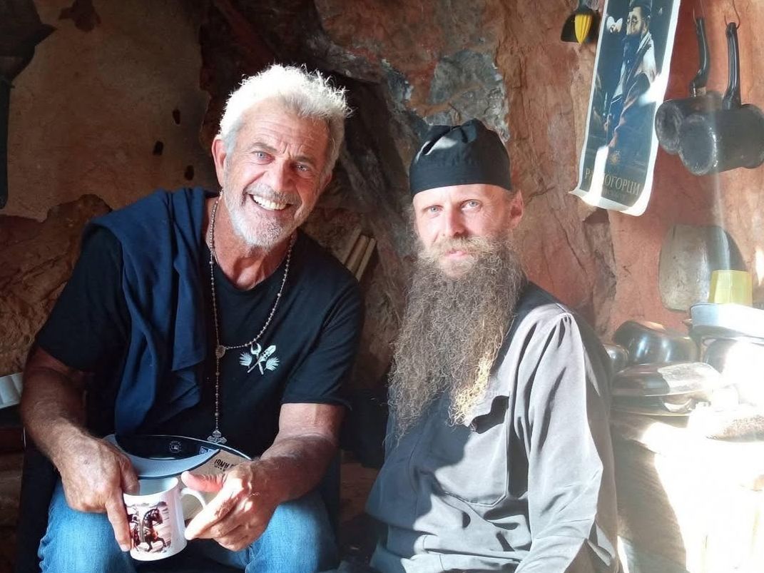 Ο Mel Gibson βρίσκεται στο Άγιο Όρος: Τα πρωτόγνωρα συναισθήματα και η εμπειρία με τον αγιασμό