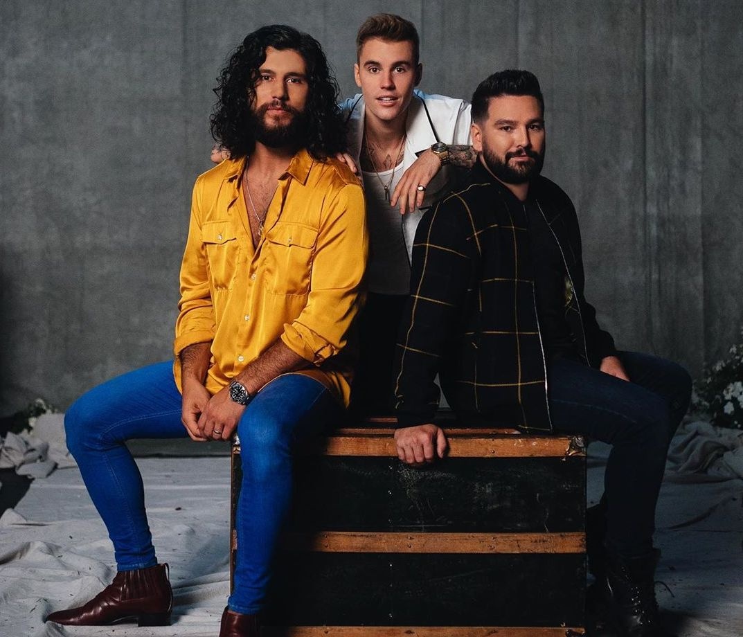 «10.000 Hours»: Το γαμήλιο δώρο του Justin Bieber στην σύζυγό του Hailey είναι ξεχωριστό (video)