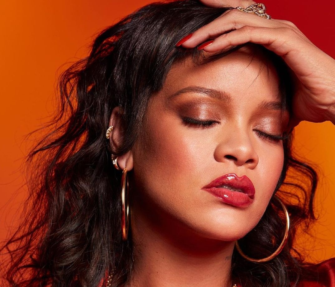 Τα lip gloss… είναι hot τάση! 10 για να διαλέξεις