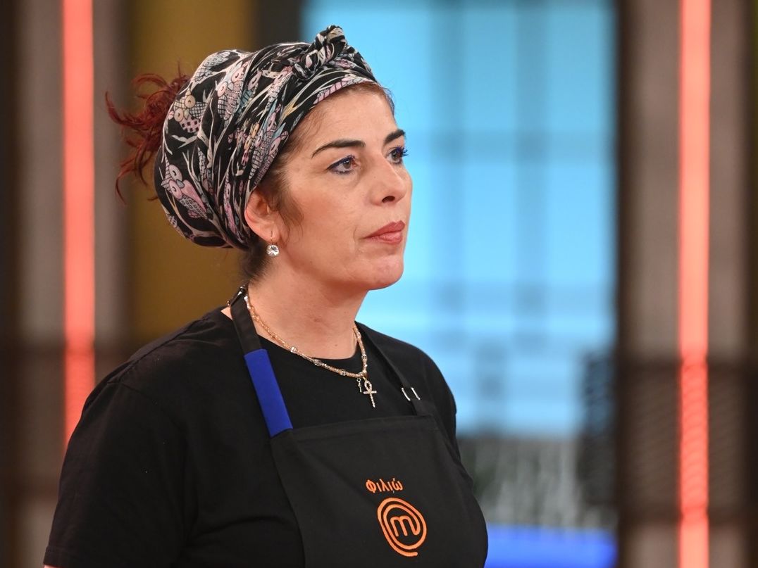 Με δάκρυα αποχώρησε η Φιλιώ Φλυτζάνη από το MasterChef ενώ ο αρχηγός των μπλε επιτέθηκε στους κριτές