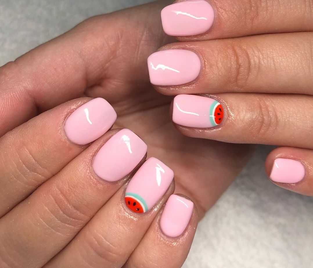 #WatermelonNails είναι το μανικιούρ που μας βάζει πάντα σε καλοκαιρινό mood!
