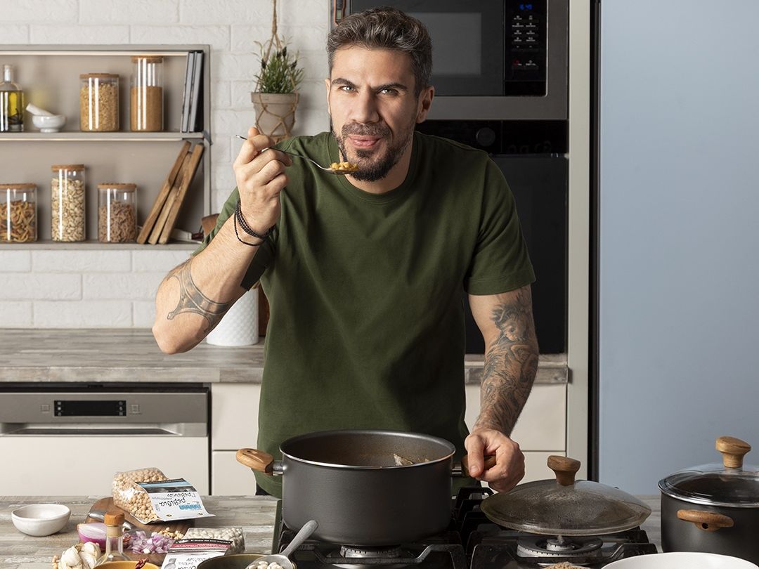 Το AKIS FOOD TOUR αγαπήθηκε για ακόμα μία χρονιά και βάζει πλώρη για 18 νέα επεισόδια