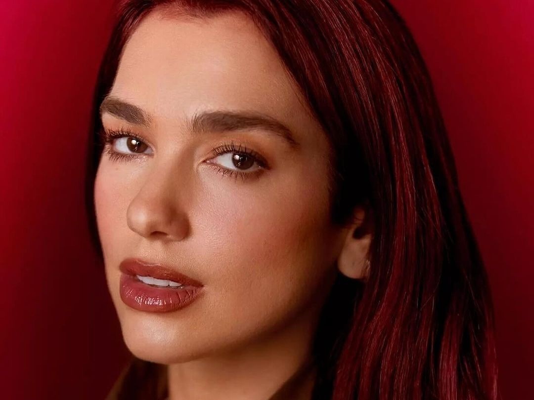 Καφέ lipstick! Το beauty item που θα απογειώσει το μακιγιάζ σου