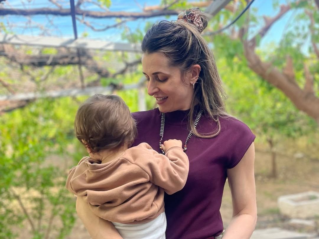 Η Βασιλική Τρουφάκου φλερτάρει με την τοξική θετικότητα και το απολαμβάνει