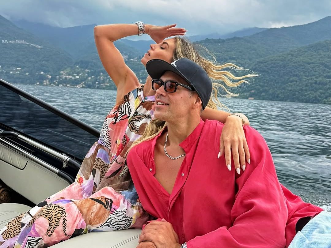 Η Αθηνά δεν ήταν η μόνη γυναίκα στην πρώτη ανάρτηση του Cerella μετά την αποκάλυψη του αρραβώνα