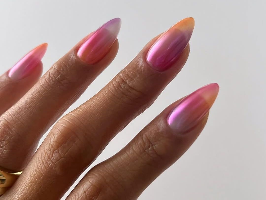 Sorbet Nails: 6 manicure εμπνευσμένα από το παγωτό σορμπέ που θα θέλεις να «δοκιμάσεις»