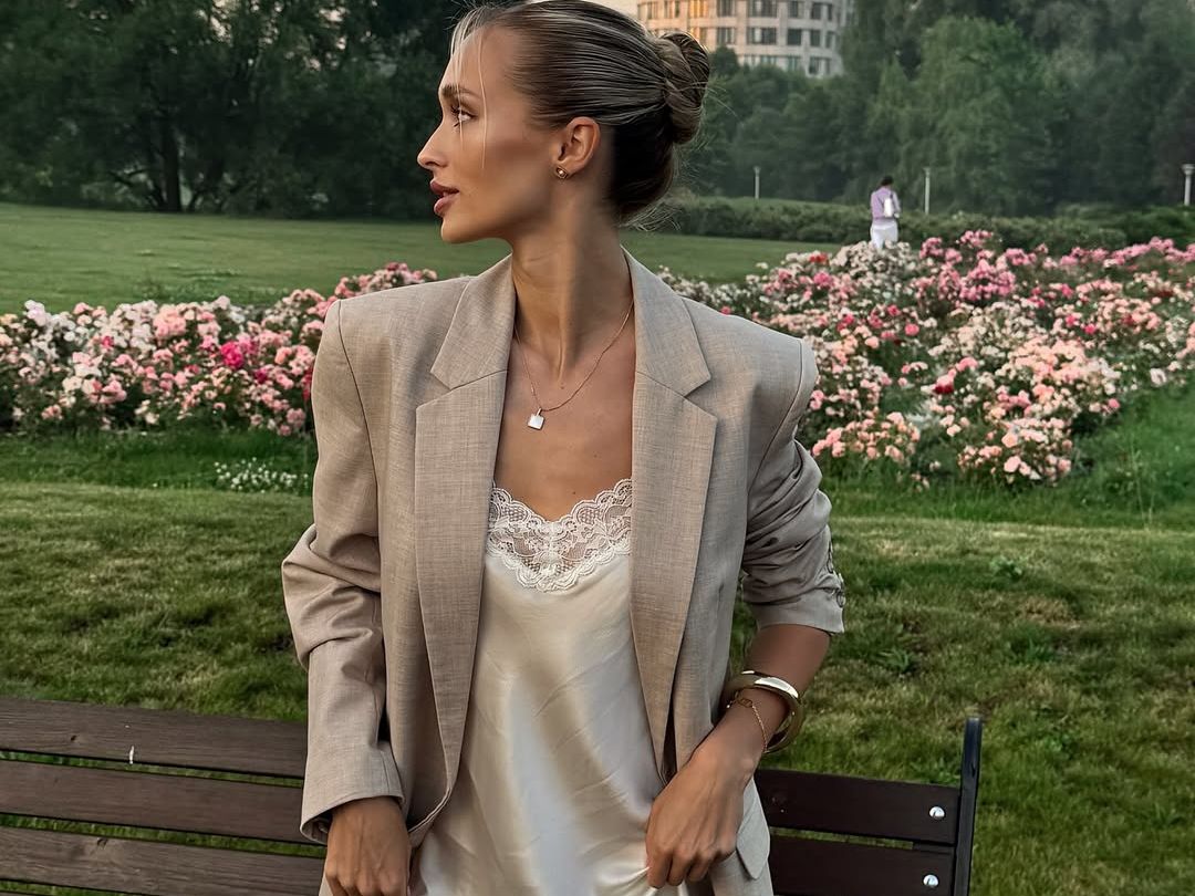 Lace everywhere: Με αυτά τα κομμάτια θα πετύχεις τα πιο ρομαντικά, sexy & fashion-forward σύνολα