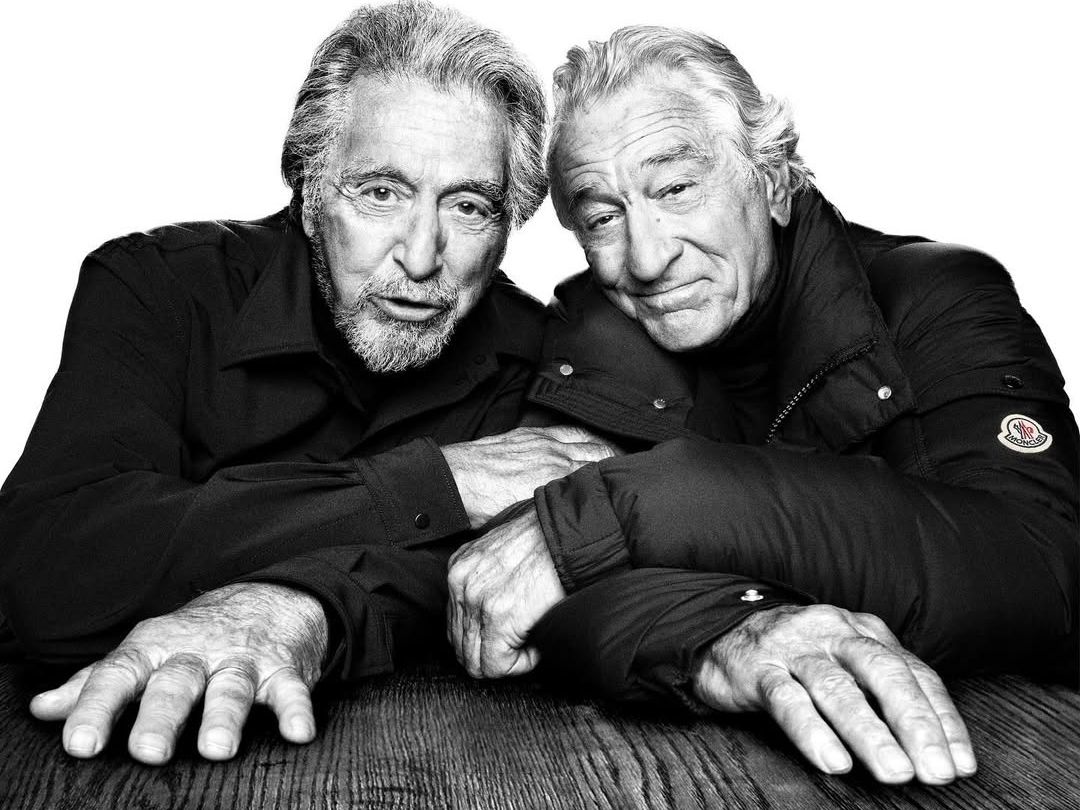 Al Pacino & Robert De Niro: 2 εμβληματικά πρόσωπα στη νέα καμπάνια Moncler κάνουν trendy τη φιλία