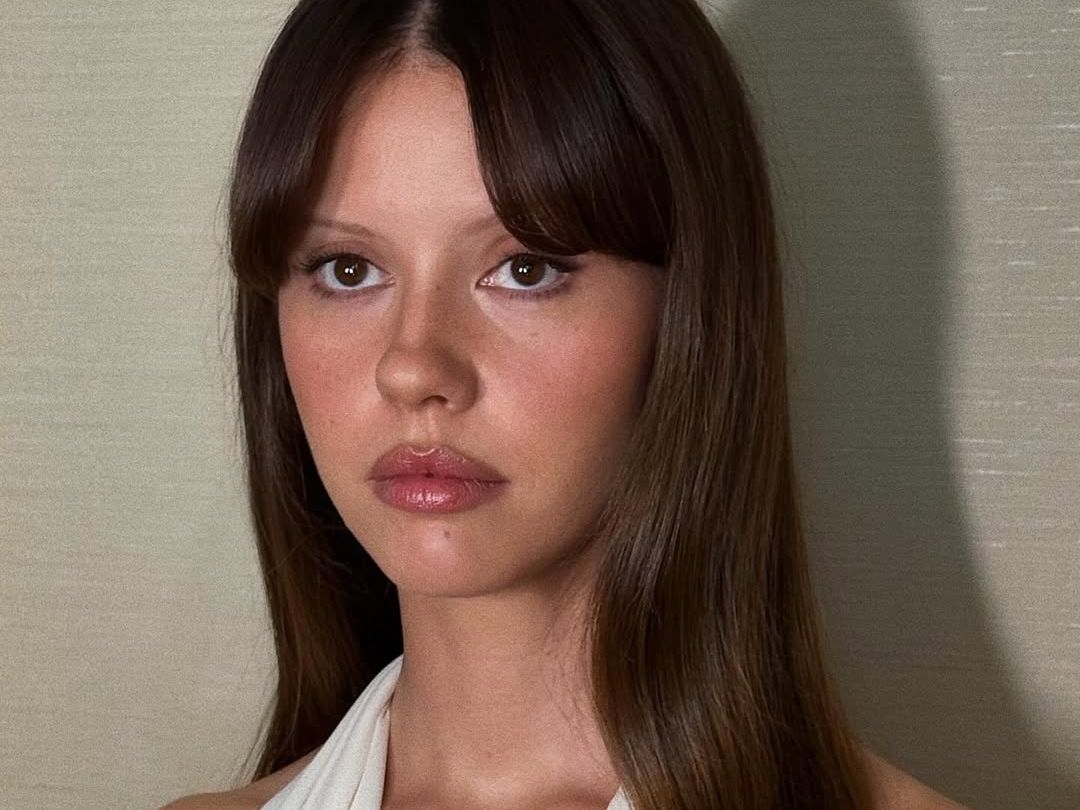 Δες πώς να πετύχεις «face lift» με ένα άσπρο μολύβι σύμφωνα με τις beauty lovers στο TikTok