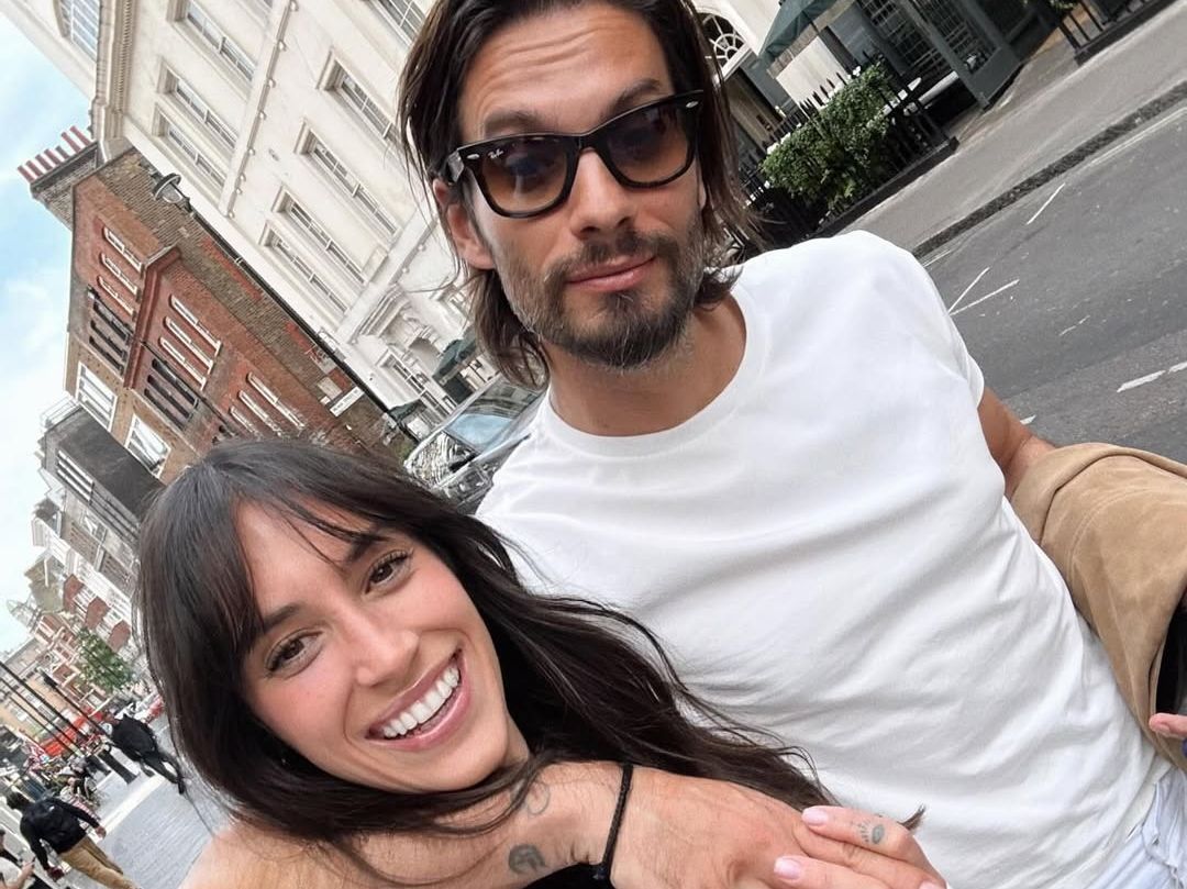 Η τρυφερή εξομολόγηση του Καράβα στη σύζυγό του με αφορμή τα γενέθλιά της και τα πλάνα από Μαλδίβες