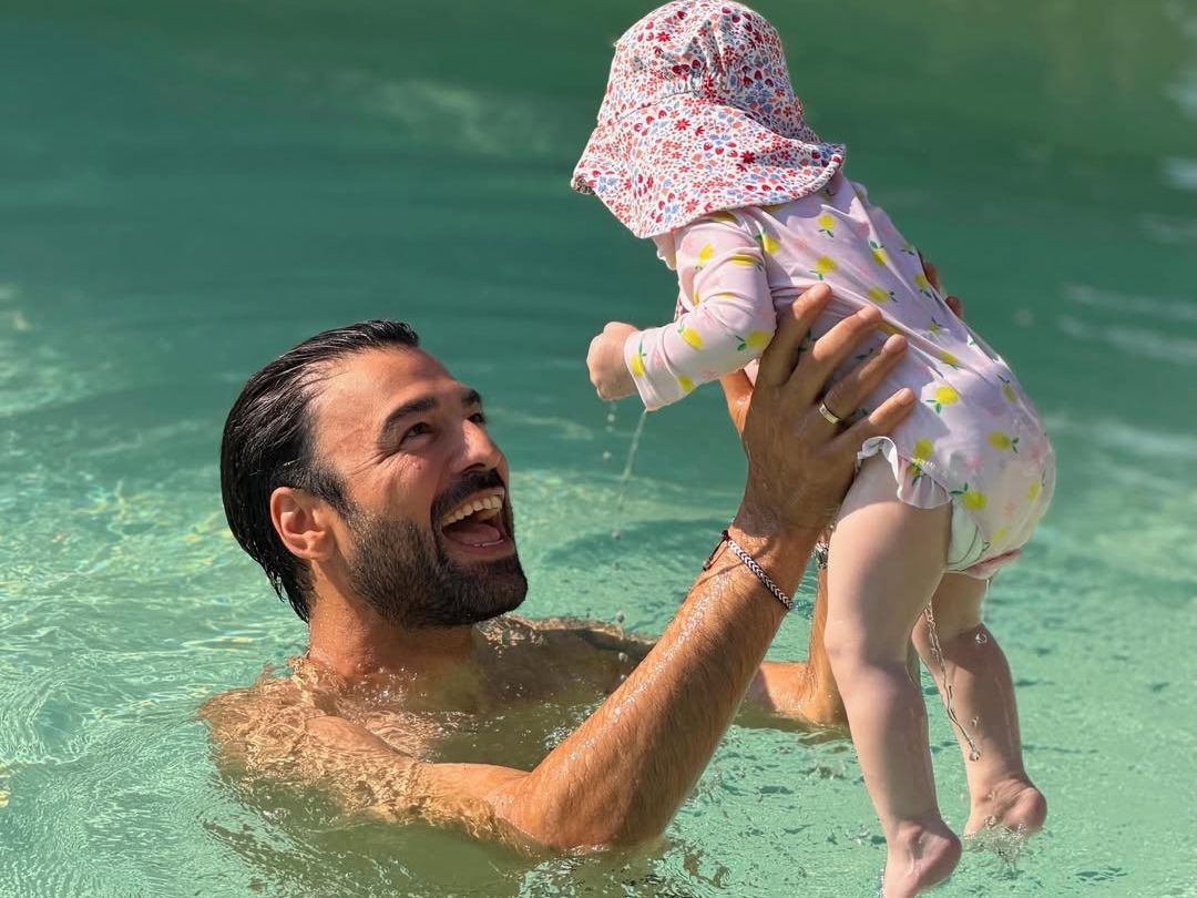 Η συμβολική κίνηση του Ανδρέα Γεωργίου, στα πρώτα γενέθλια της κόρης του Μιράντας Βασιλικής