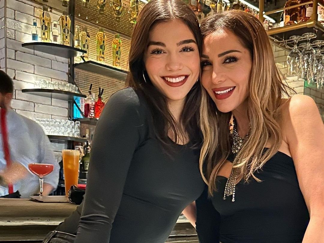 Δέσποινα Βανδή και Μελίνα ποντάρουν στο sexy φόρεμα που λάτρεψε και η Βίκυ Καγιά στο GNTM5