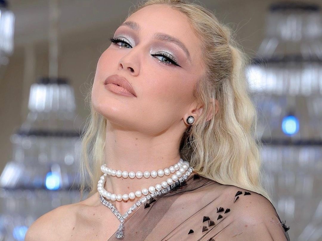 Pearl skin: Η τάση του TikTok που χαρίζει λάμψη στο μακιγιάζ