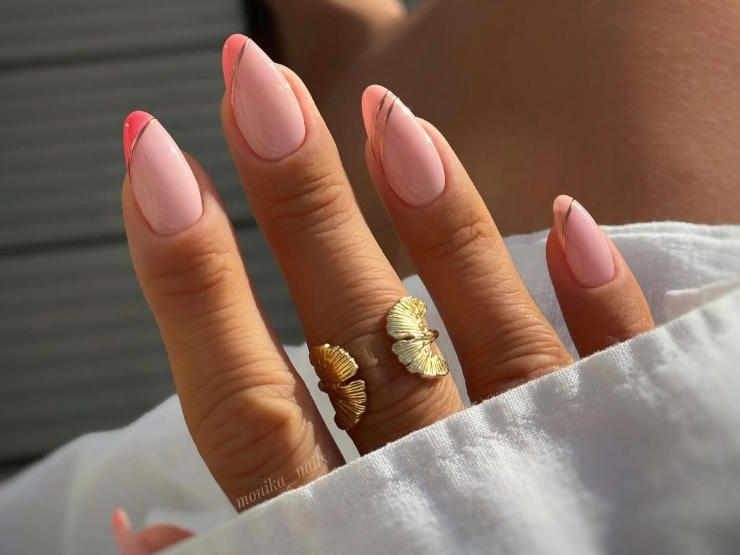 Coral manicure: Η γλυκιά απόχρωση που κολακεύει όλες τις επιδερμίδες και τονίζει το μαύρισμα