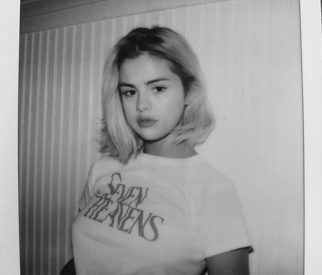 H Selena Gomez μιλά για πρώτη φορά για την μάχη που έδωσε με την κατάθλιψη και άγρυπνα βράδια