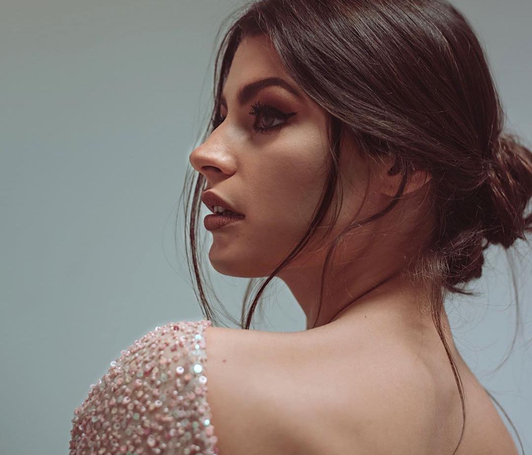 Η Δανάη Παππά από το Τατουάζ ποζάρει με το μαγιό της, και φέρνει το καλοκαίρι πιο κοντά