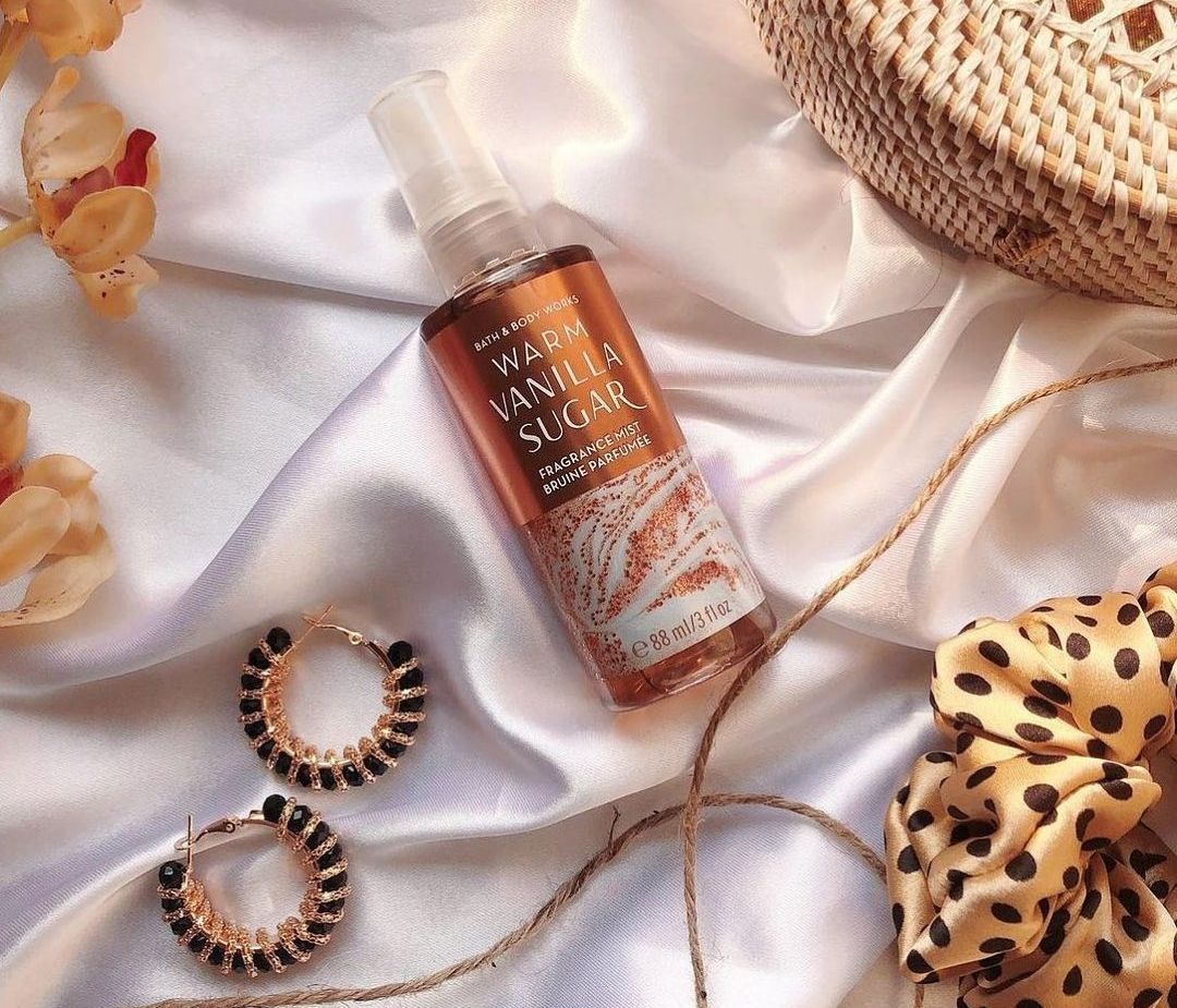 Shopping guide: 9 body mist που μυρίζουν καλύτερα από το άρωμά σου