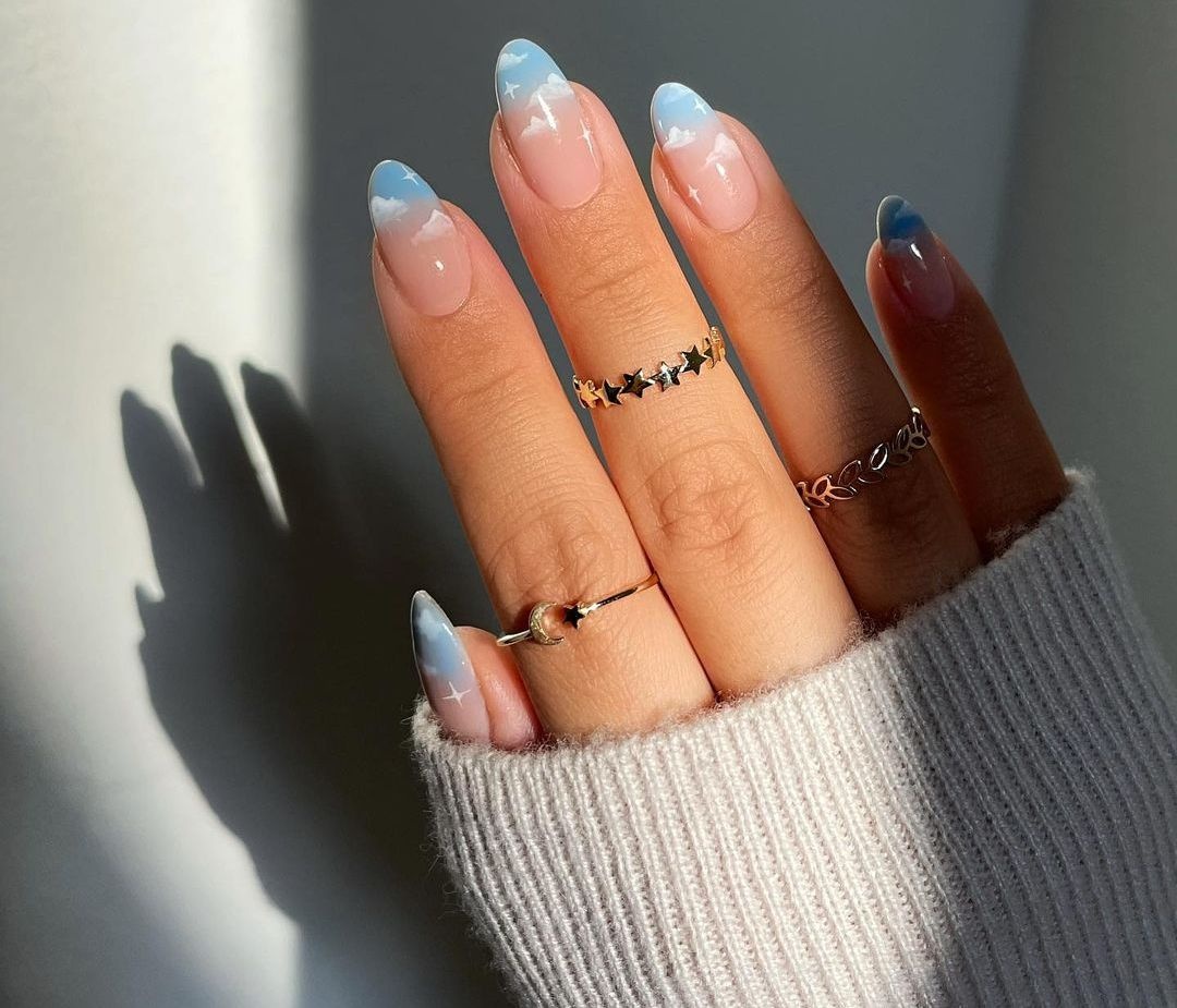 #CloudNails: Τα σύννεφα στα νύχια είναι super chic και αυτά τα nail art το αποδεικνύουν
