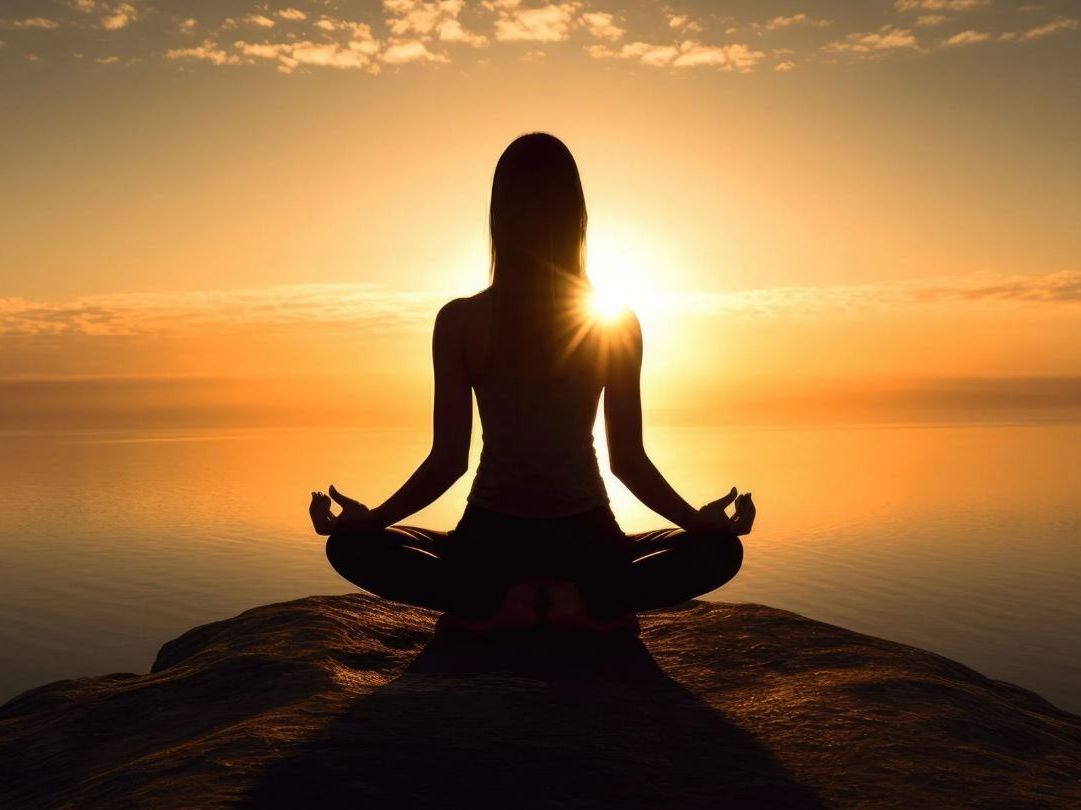 Παρουσία & Αυτογνωσία: Η Ουσία της Ζωής μέσα από Yoga, Pilates, Meditation & Organic Intelligence