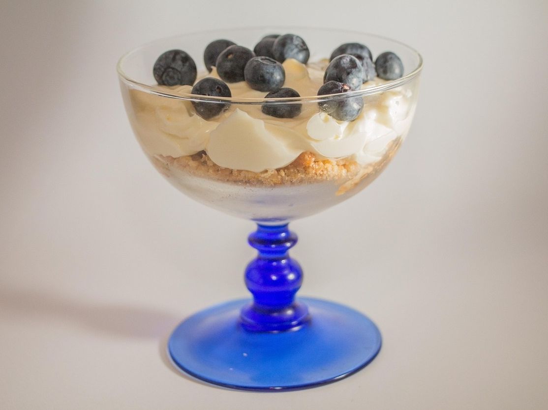 Cheesecake στο ποτήρι σε 10 λεπτά - χωρίς ψήσιμο