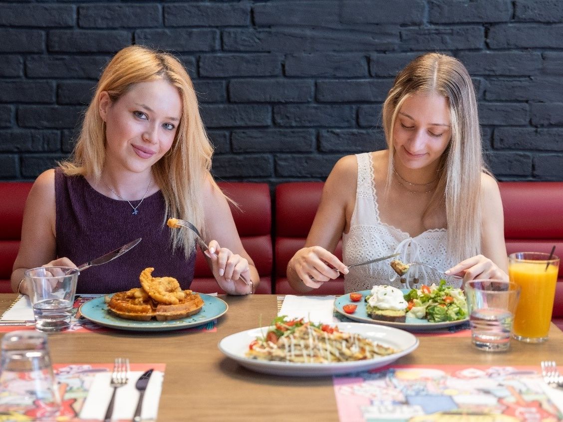 Το πιο δύσκολο με το brunch των TGI Fridays™; Να αποφασίσεις τι θα παραγγείλεις (μιλάμε εκ πείρας)
