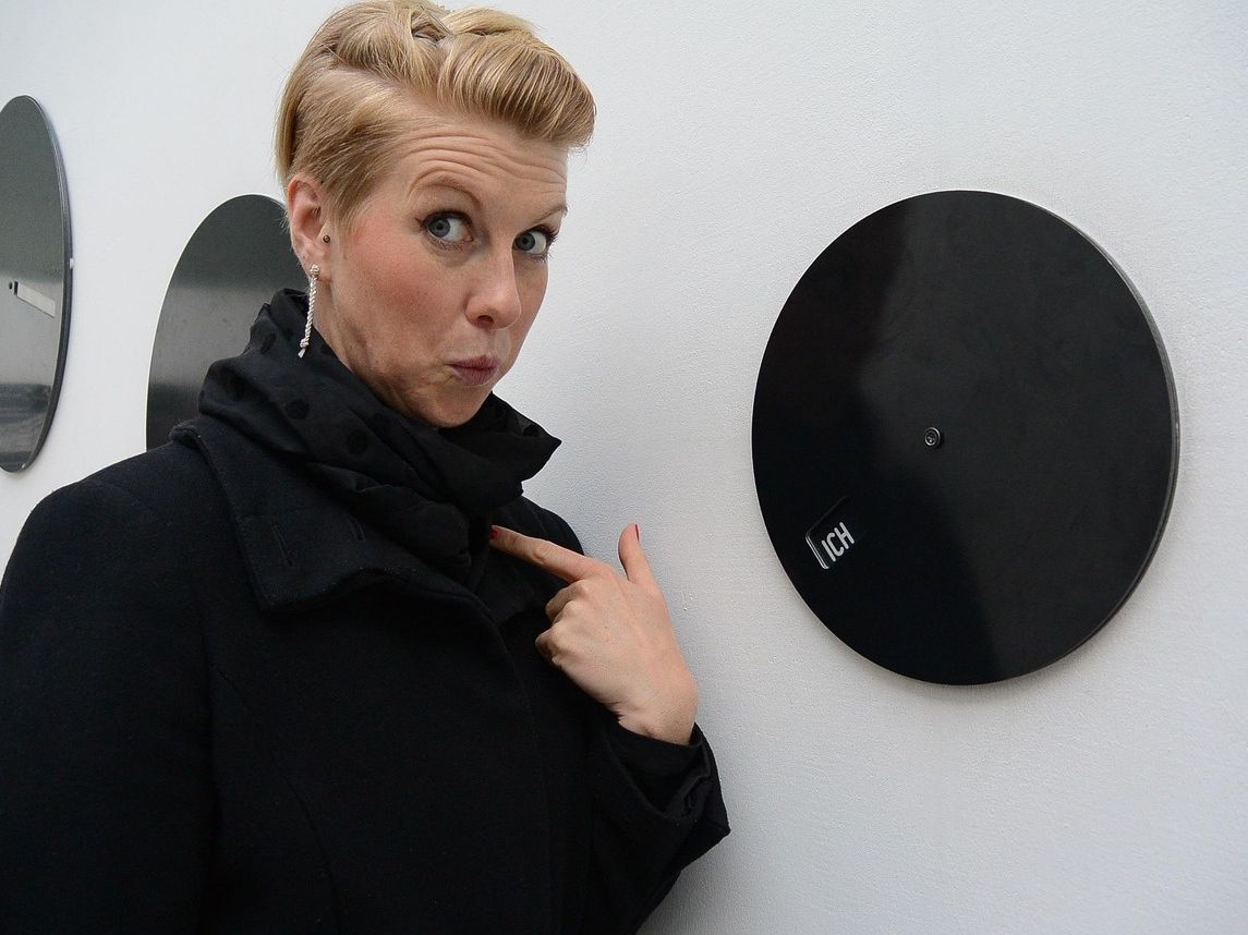 10 φράσεις που λατρεύουν να χρησιμοποιούν οι «ξερόλες» στην κάθε συζήτηση - Πόσες αναγνωρίζεις;