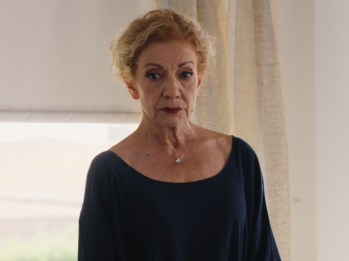 Serial killer ο γιος, σε παράνομο κύκλωμα η κόρη: Στη Γη της ελιάς η Πέμη Ζούνη ζει έναν εφιάλτη