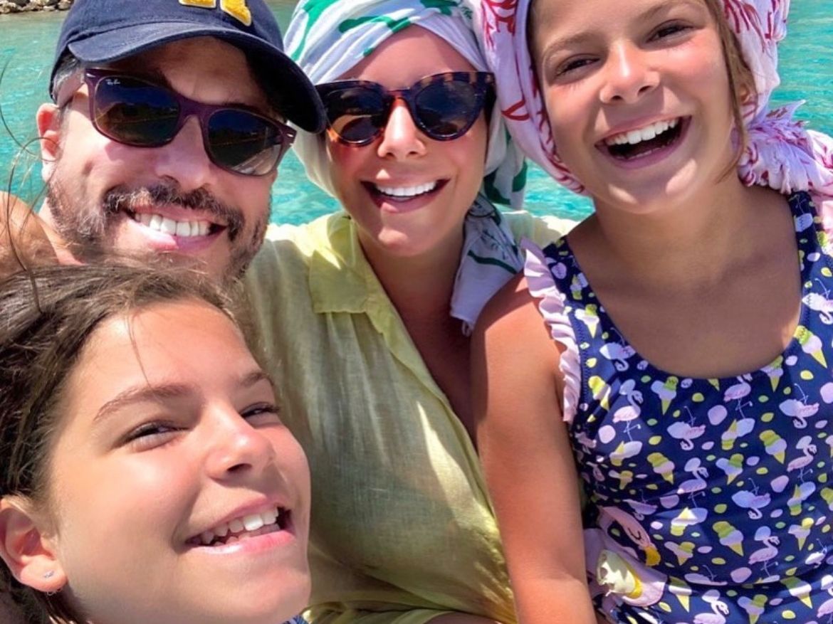 Αντελίνα Βαρθακούρη: Το ταξίδι σε εξωτικό προορισμό με τις κόρες της και ο αληθινός «πλούτος»