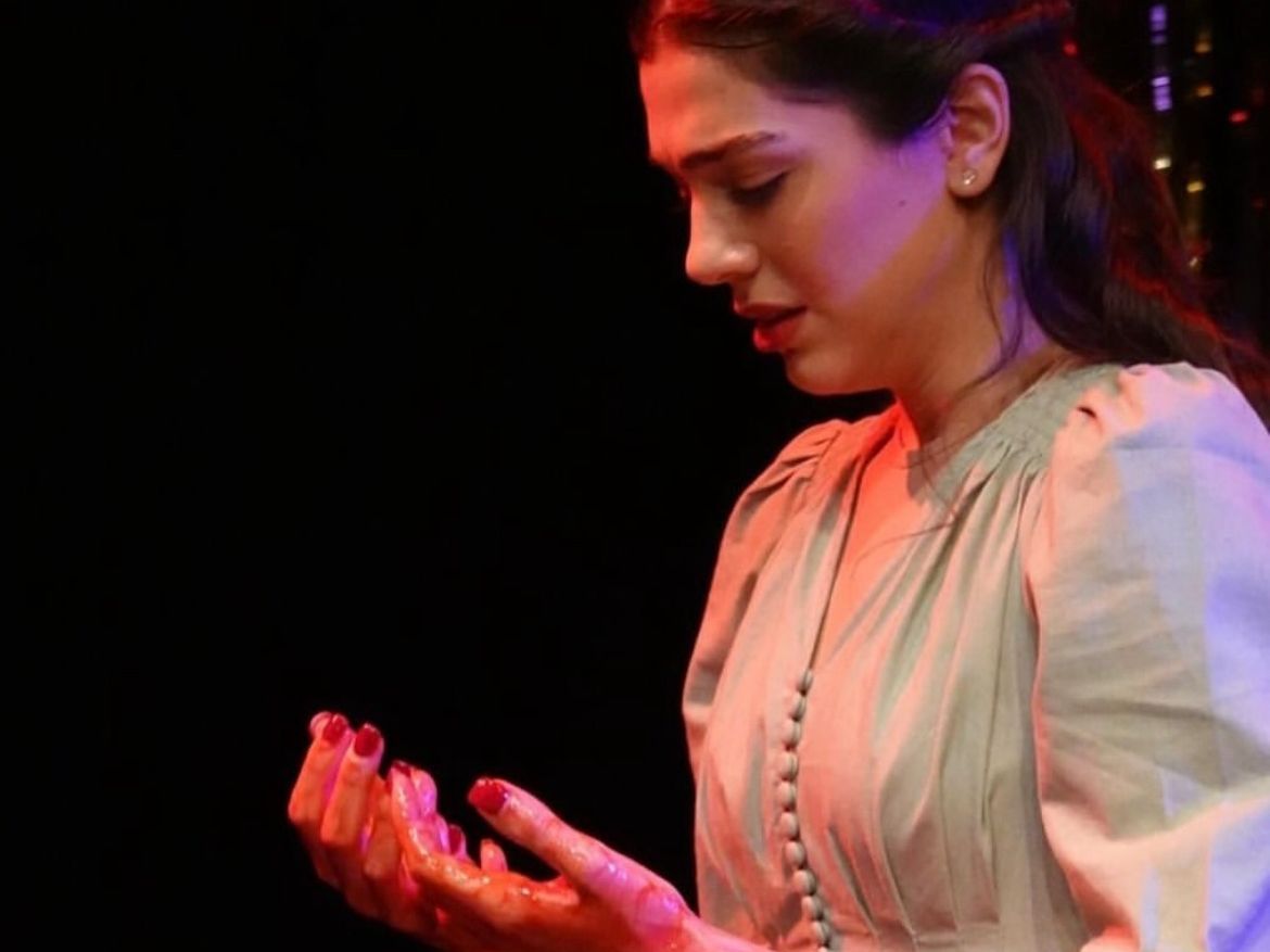 Μελίνα Νικολαΐδη: Στα νέα πλάνα από τον ρόλο της ως «Μήδεια», όλοι λένε πως είναι γεννημένη ηθοποιός