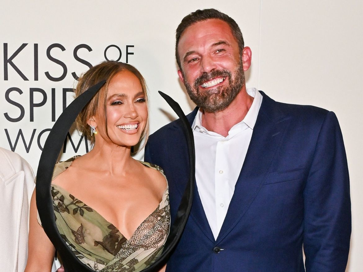 Lopez - Affleck: Η πιο απρόσμενη επανένωση στο κόκκινο χαλί 1 χρόνο από το διαζύγιό τους