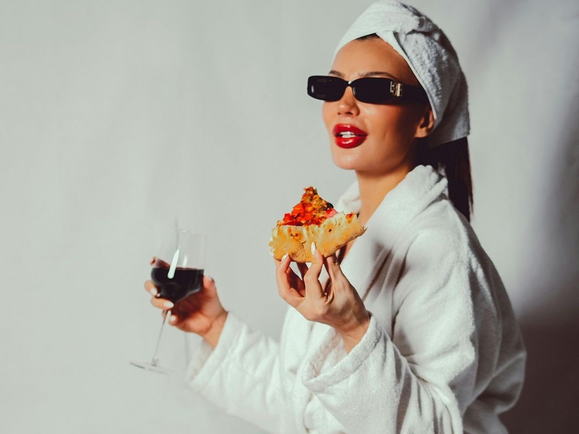 H τακτική που χρησιμοποιούν οι άνθρωποι για να κάνουν τους άλλους να τους συμπαθήσουν