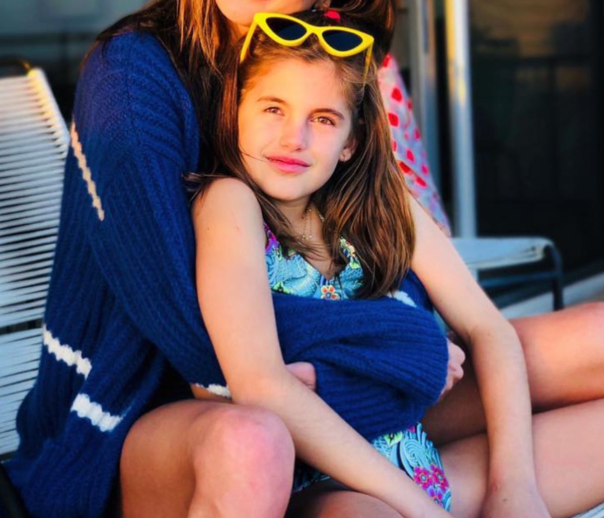 Η κόρη της μεγάλωσε και της μοιάζει όλο και πιο πολύ (pics)