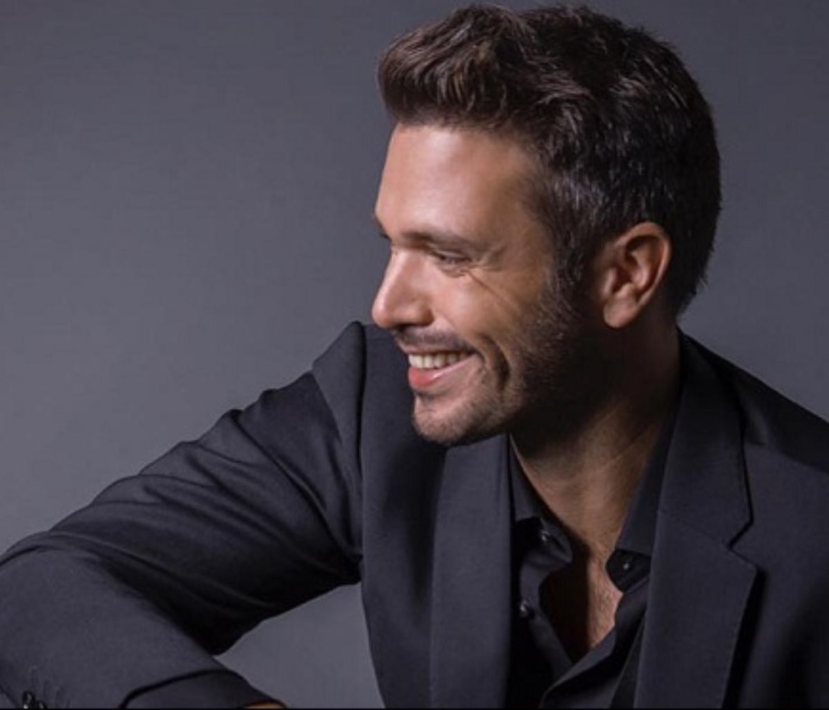 Βόμβα για το Τατουάζ! Ο "Τόνυ" προανήγγειλε την αποχώρησή του από το σίριαλ! Τι συνέβη;