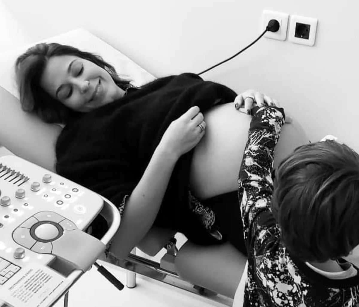 Κατερίνα Παπουτσάκη: Η δύσκολη περίοδος της εγκυμοσύνης της μέσα από τις φώτο που δημοσίευσε (pics)