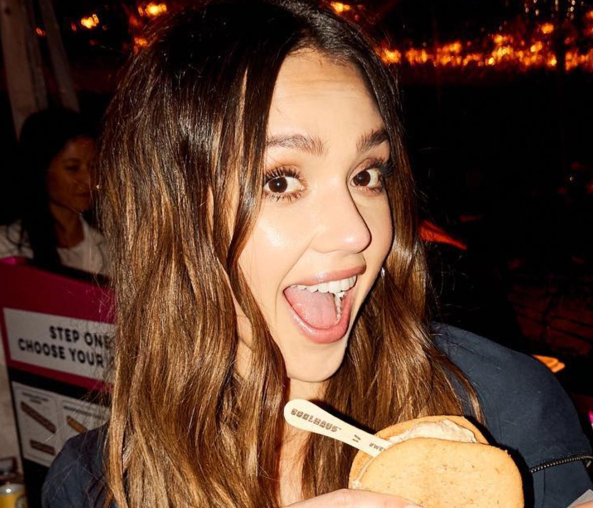 Δεν φαντάζεστε τι αντίκρυσε η Jessica Alba στην μπανιέρα της!